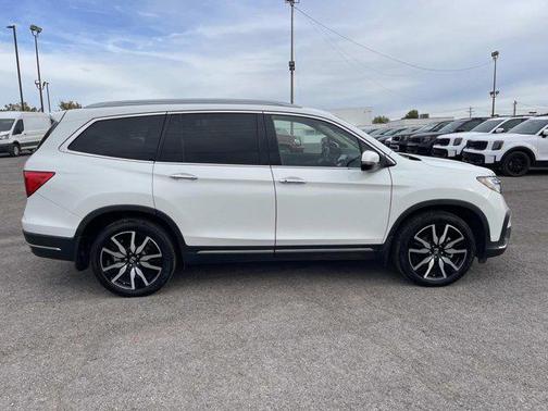 2020 Honda Pilot Touring 8-Passenger