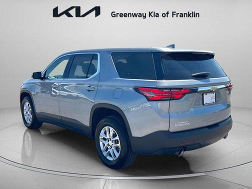 Sterling Gray Metallic 2023 Chevrolet Traverse LS