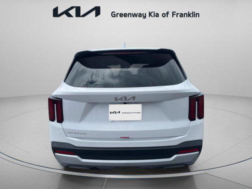 2025 Kia Sorento LX