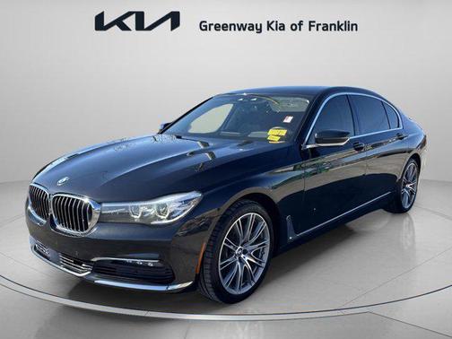2016 BMW 740 740i
