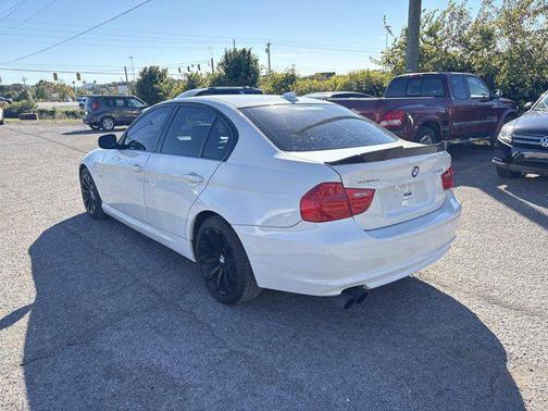 2011 BMW 328 328i