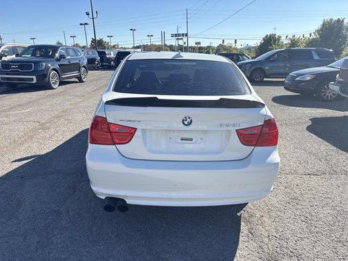 2011 BMW 328 328i