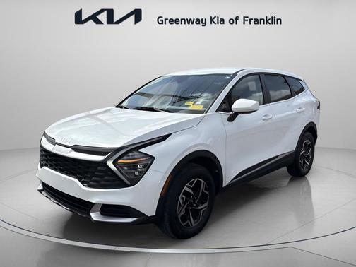 Snow White Pearl 2024 Kia Sportage LX