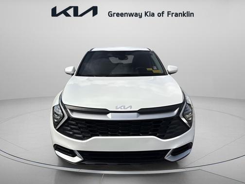 Snow White Pearl 2024 Kia Sportage LX