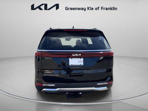 2022 Kia Carnival SX