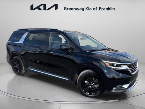 2022 Kia Carnival SX