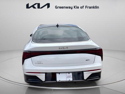 Snow White Pearl 2027 Kia K5 GT-Line