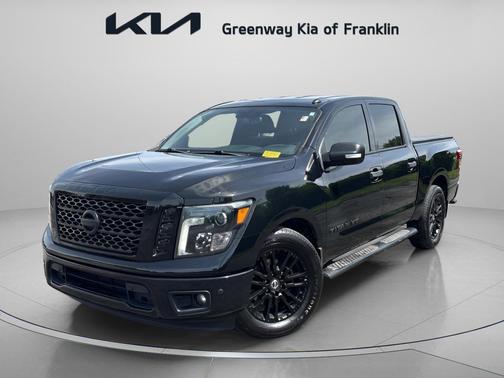 Magnetic Black Metallic 2019 Nissan Titan SV
