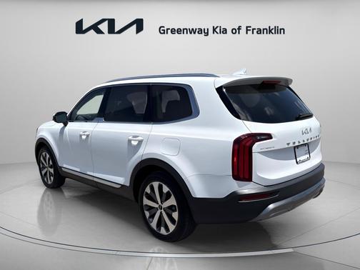 Glacial White Pearl 2022 Kia Telluride EX