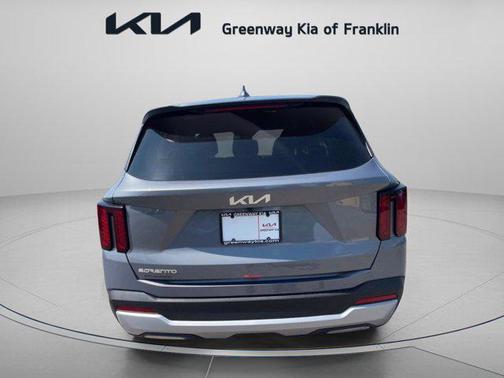 2025 Kia Sorento LX