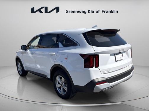 Glacial White Pearl 2026 Kia Sorento LX