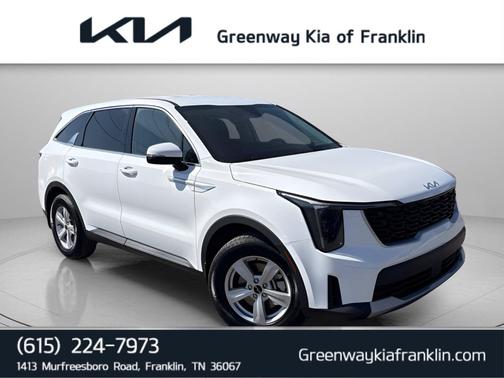 Glacial White Pearl 2026 Kia Sorento LX