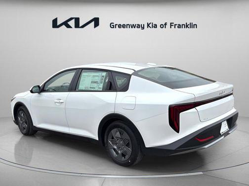 Snow White Pearl 2026 Kia K4 LX