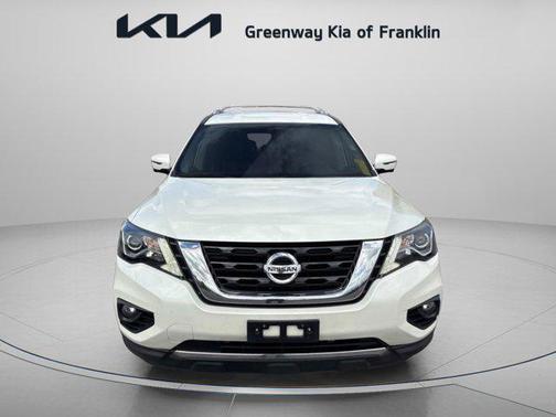 2017 Nissan Pathfinder SL