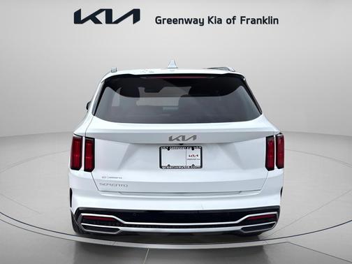 Glacial White Pearl 2023 Kia Sorento SX