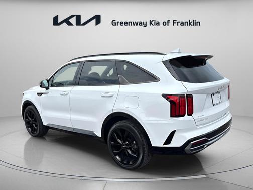 Glacial White Pearl 2023 Kia Sorento SX