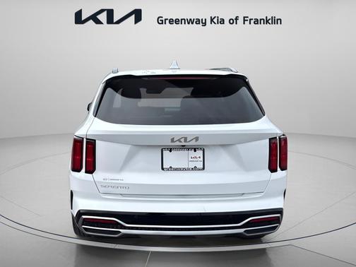 Glacial White Pearl 2023 Kia Sorento SX