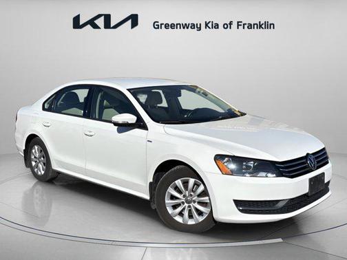 2014 Volkswagen Passat 1.8T S
