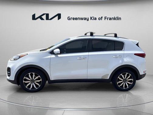 Snow White Pearl 2017 Kia Sportage EX