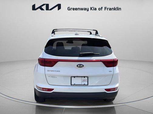 Snow White Pearl 2017 Kia Sportage EX