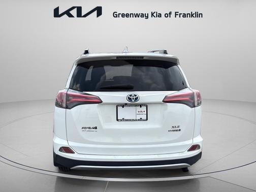 Super White 2016 Toyota RAV4 Hybrid XLE