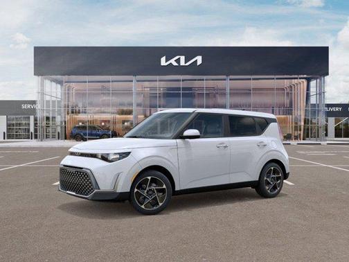 Snow White Pearl 2025 Kia Soul EX
