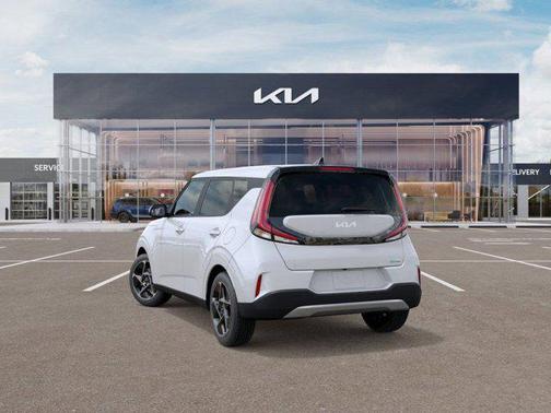 Snow White Pearl 2025 Kia Soul EX