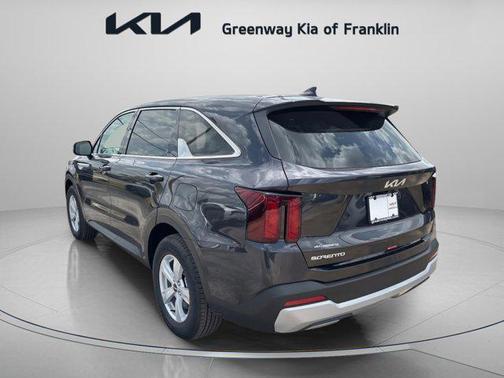 2025 Kia Sorento LX