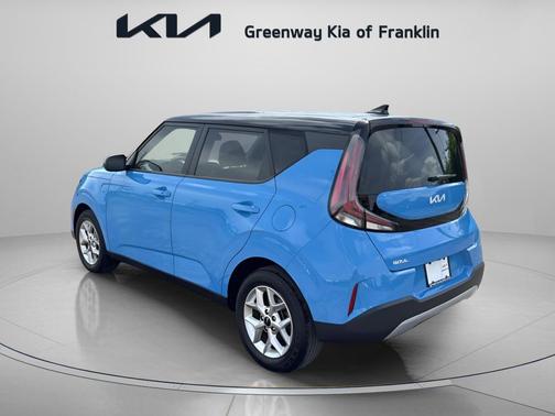 Surf Blue w/Black Roof 2024 Kia Soul S