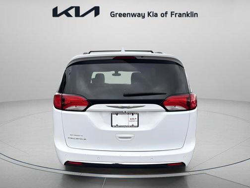 2019 Chrysler Pacifica Touring L