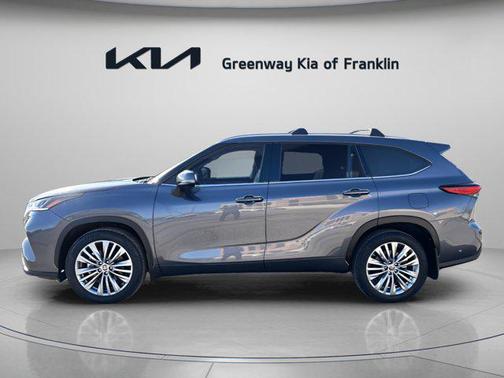 2023 Toyota Highlander Platinum