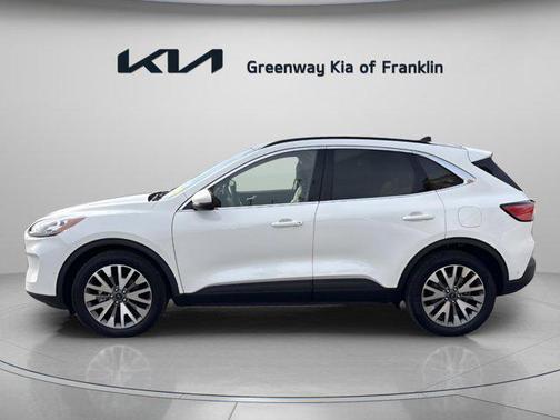 2020 Ford Escape Titanium