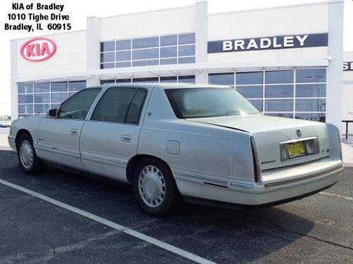 1999 Cadillac DeVille Base