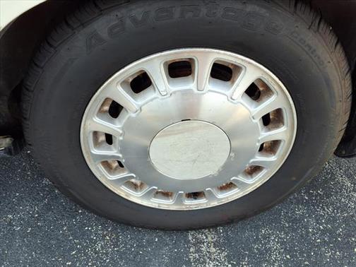 1999 Cadillac DeVille Base