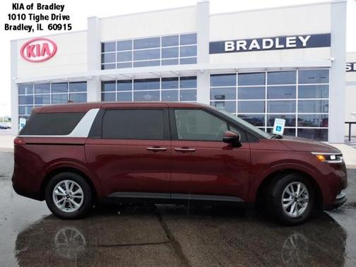 2023 Kia Carnival LX