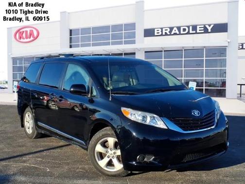 2013 Toyota Sienna LE