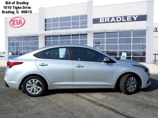 2020 Hyundai Accent SE