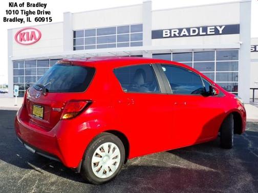 2016 Toyota Yaris SE