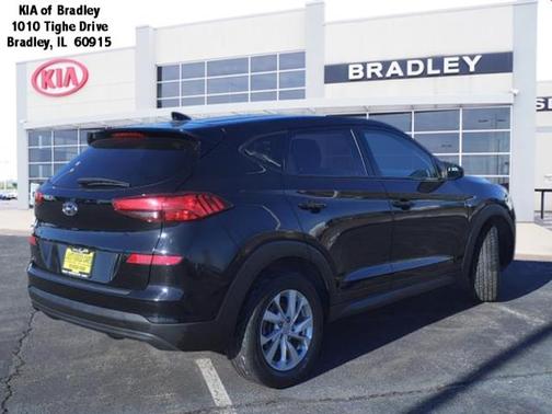 2021 Hyundai TUCSON SE