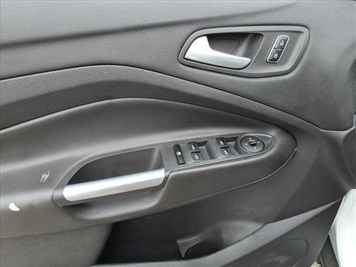 White 2013 Ford Escape SE