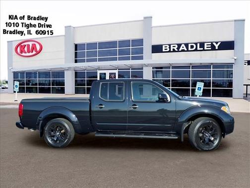 Black 2019 Nissan Frontier SV