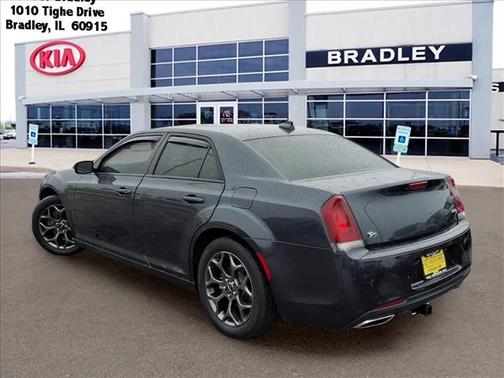 Gray 2018 Chrysler 300 S