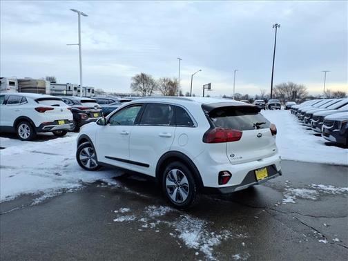 2021 Kia Niro LX