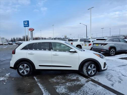 2021 Kia Niro LX