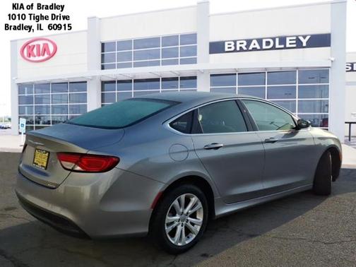 2016 Chrysler 200 S