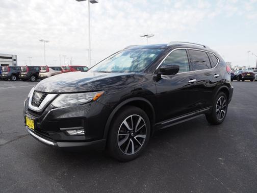 Magnetic Black 2017 Nissan Rogue SL