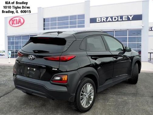 2021 Hyundai KONA SEL