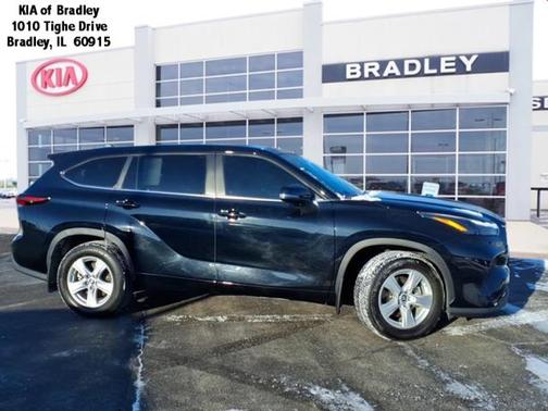 2024 Toyota Highlander LE I4