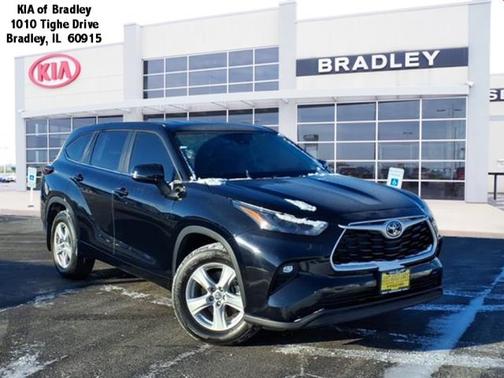 2024 Toyota Highlander LE I4