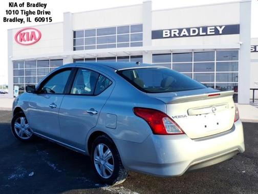 2019 Nissan Versa 1.6 SV